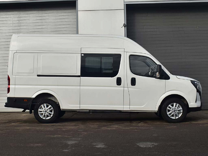 Грузопассажирский автобус Dongfeng K33